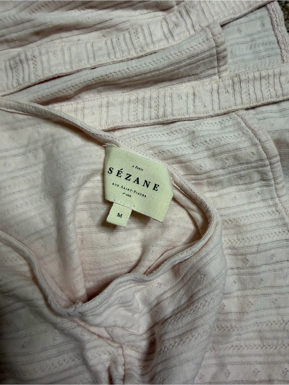 Sézane Marion Blouse in light pink- Size medium(Very Good Condition) - Picture 3 of 4
